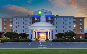 Holiday Inn Express And Suites - Petersburg - Fort Lee By Ihg